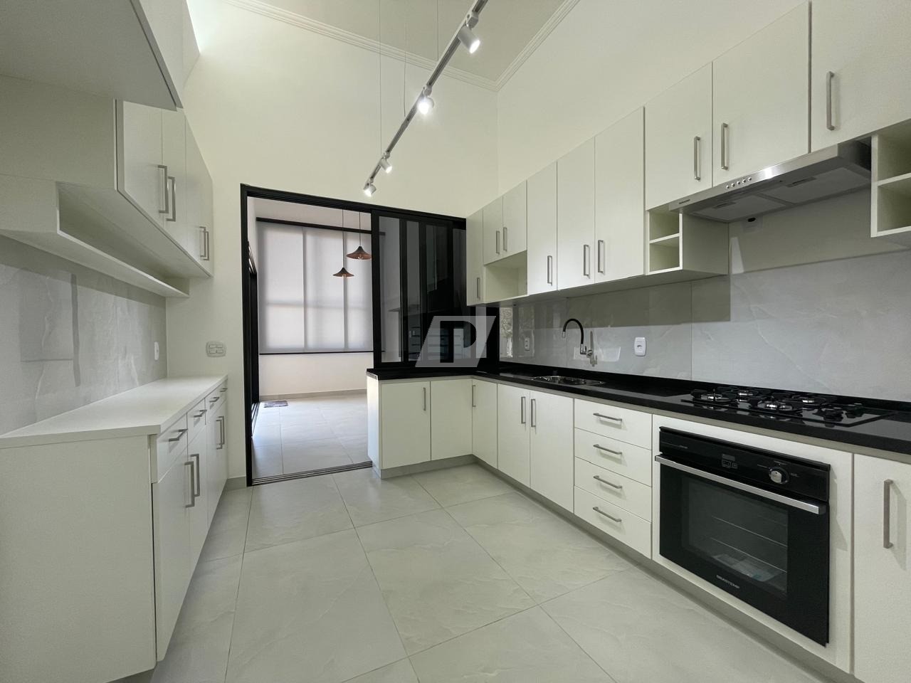 Casa de Condomínio para alugar com 3 quartos, 124m² - Foto 9