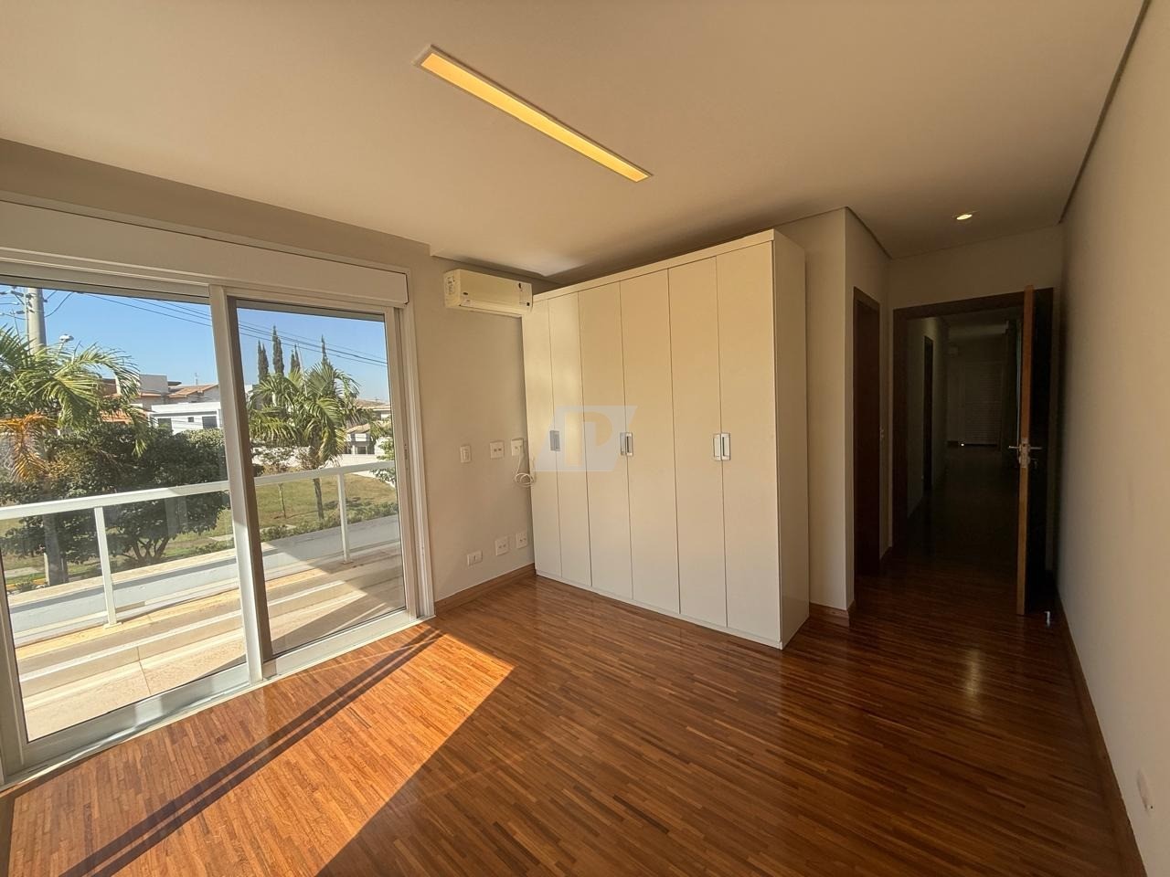 Casa de Condomínio para alugar com 4 quartos, 373m² - Foto 56