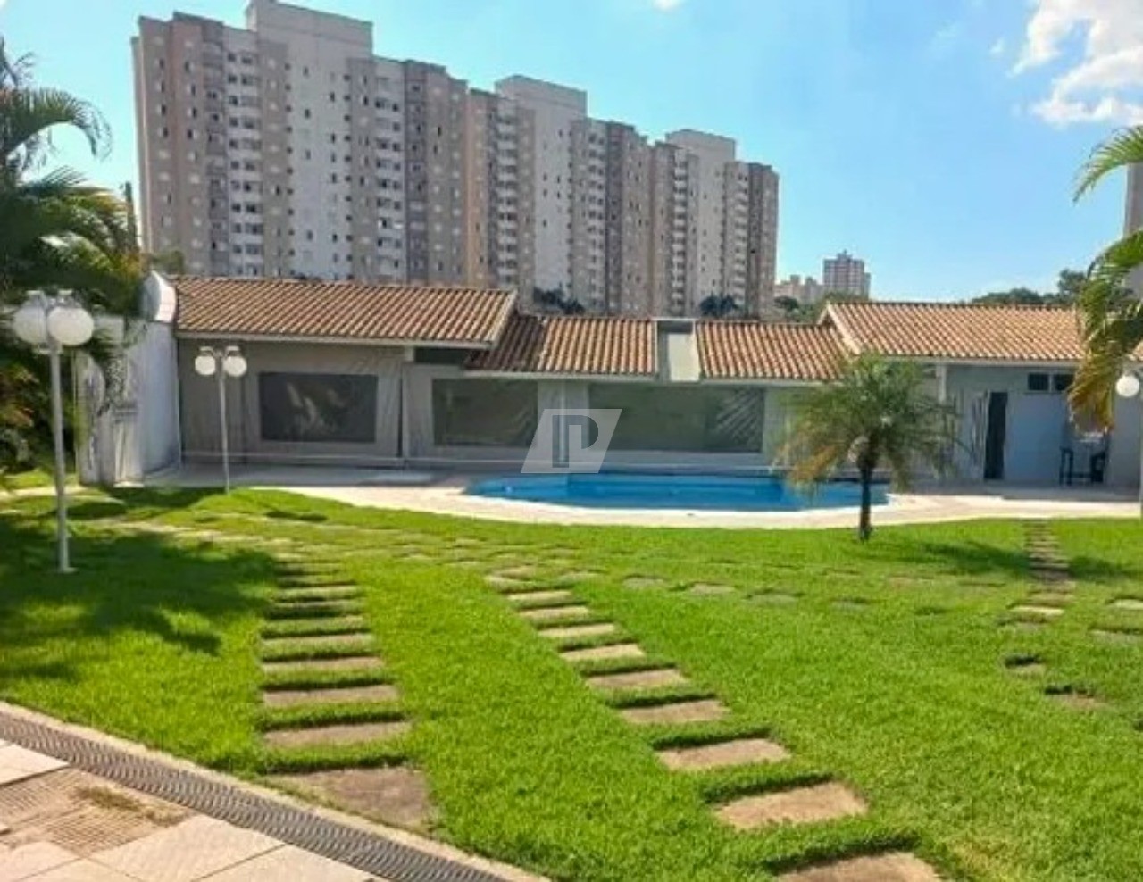 Casa de Condomínio à venda e aluguel com 3 quartos, 973m² - Foto 3