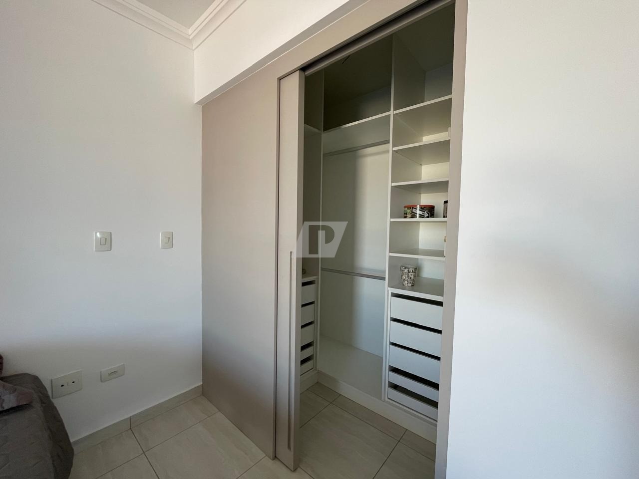 Apartamento à venda com 3 quartos, 98m² - Foto 15