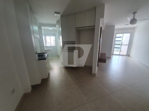 Apartamento à venda com 2 quartos, 66m² - Foto 3