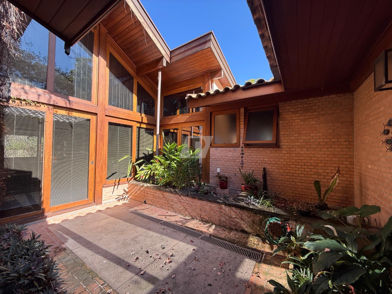 Fazenda à venda com 5 quartos, 490m² - Foto 49