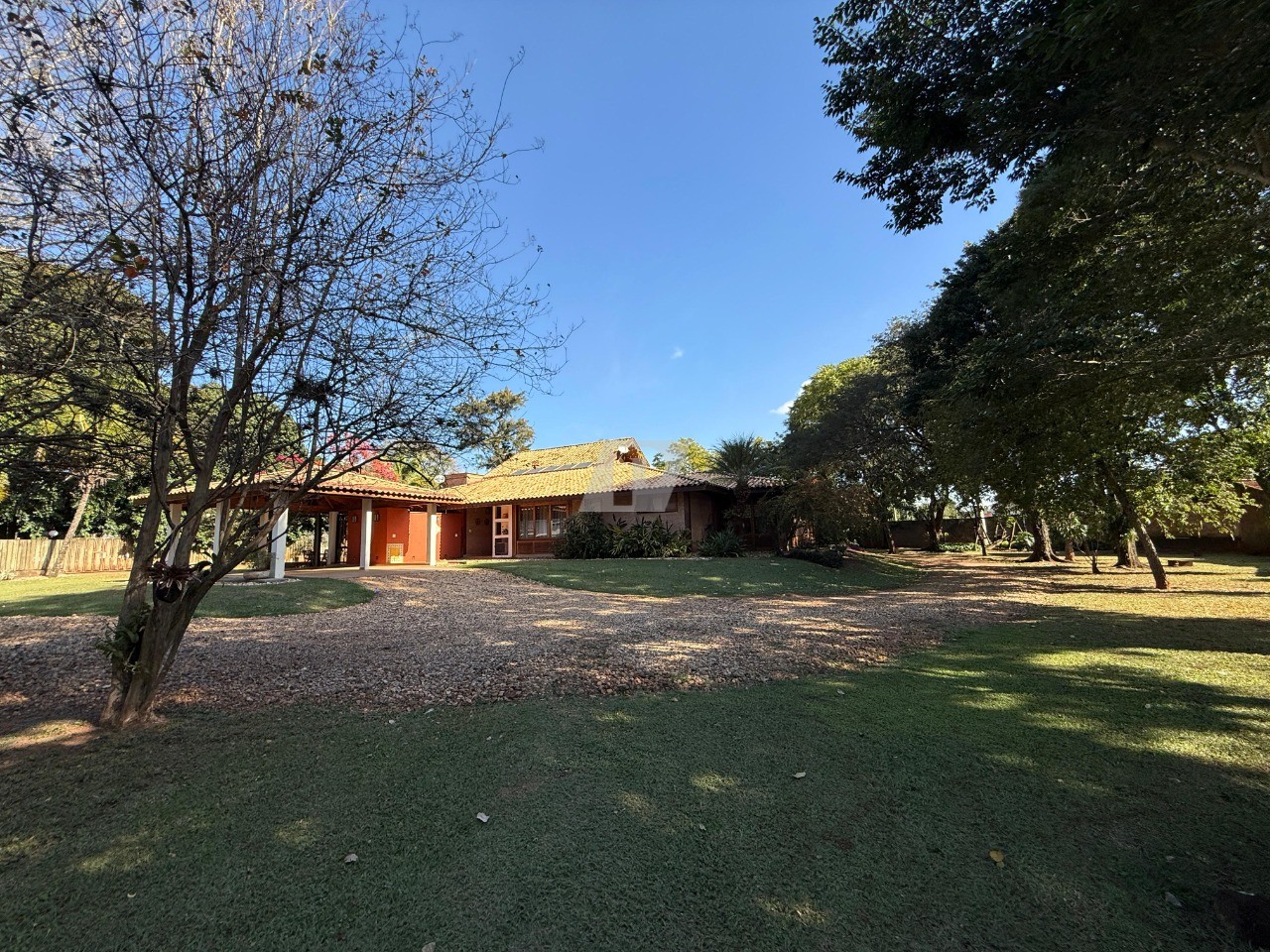 Fazenda à venda com 5 quartos, 490m² - Foto 63
