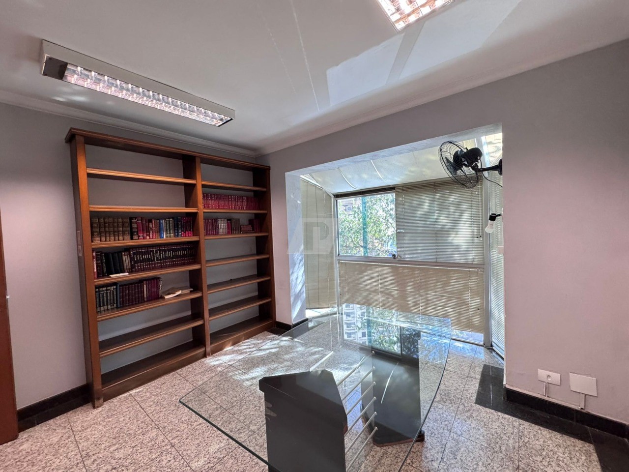 Prédio Inteiro para alugar, 135m² - Foto 25