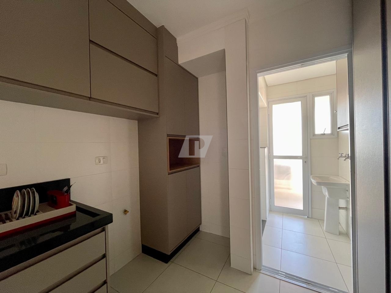 Apartamento à venda com 3 quartos, 98m² - Foto 27