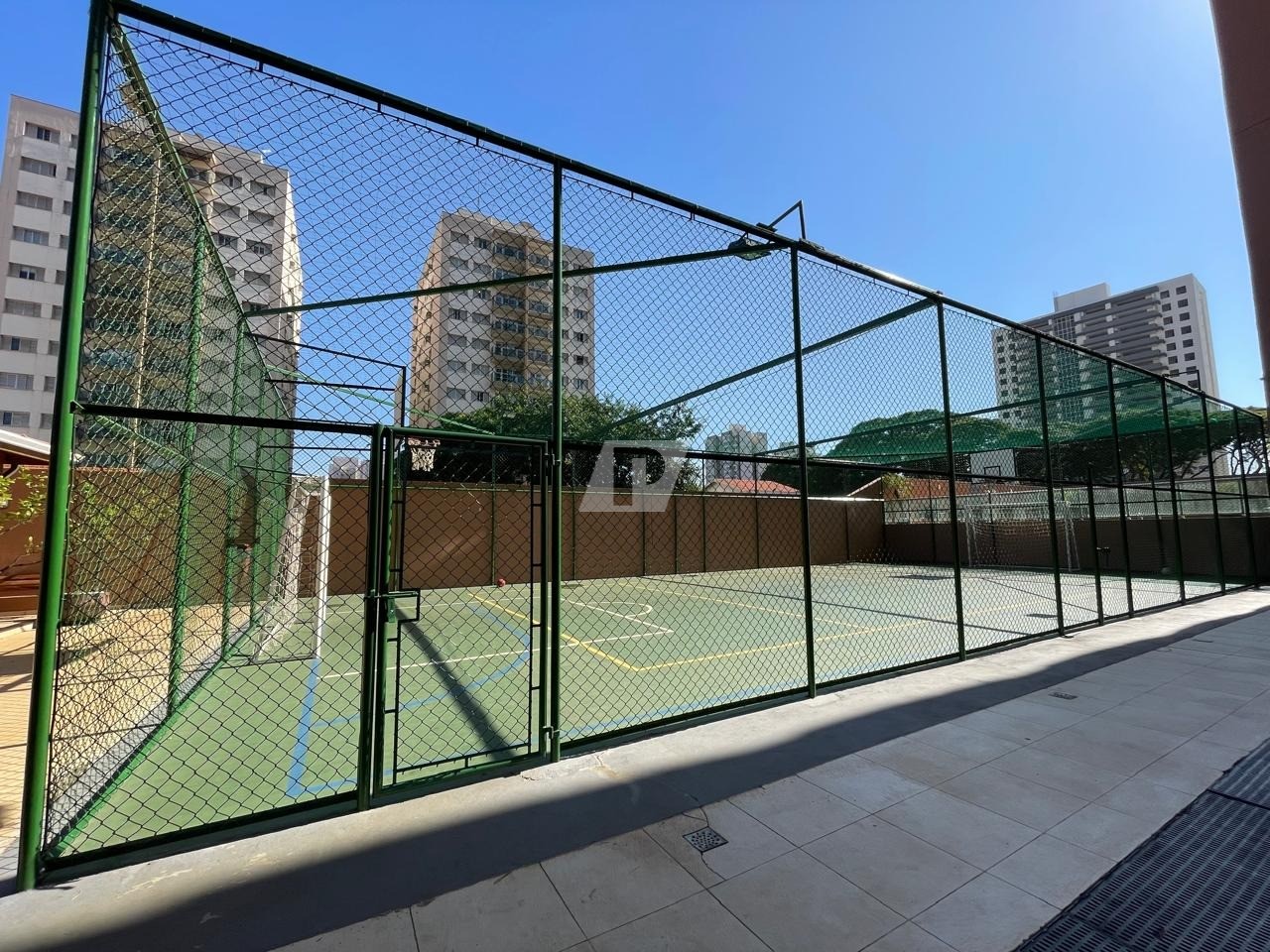 Apartamento à venda com 3 quartos, 98m² - Foto 41