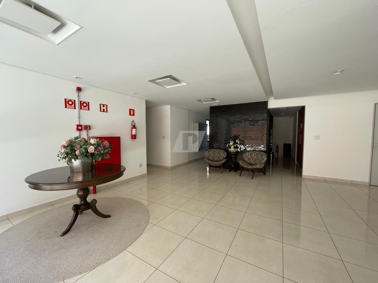 Apartamento à venda com 3 quartos, 98m² - Foto 33