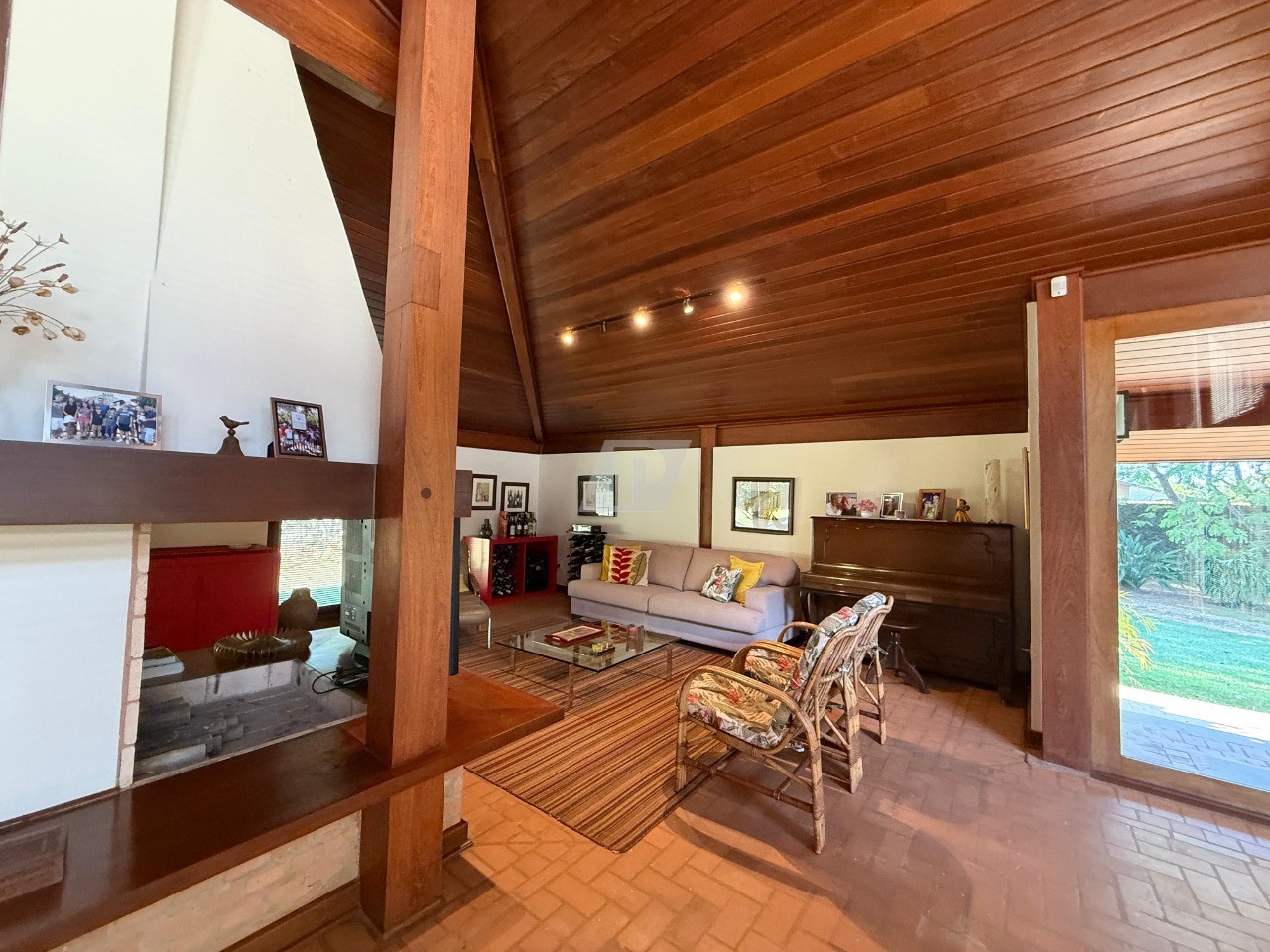Fazenda à venda com 5 quartos, 490m² - Foto 58
