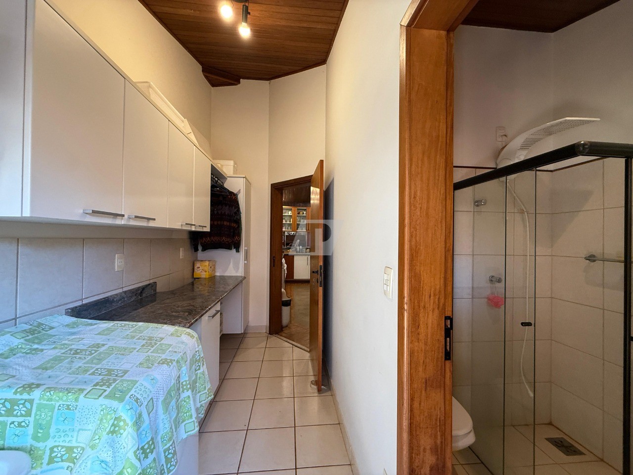 Fazenda à venda com 5 quartos, 490m² - Foto 60