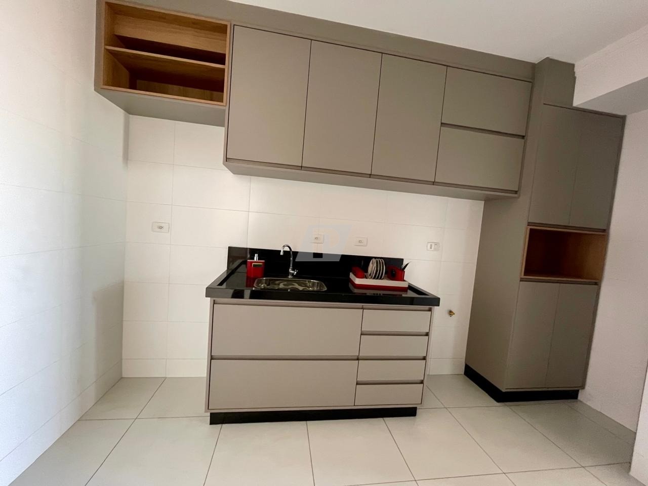 Apartamento à venda com 3 quartos, 98m² - Foto 25
