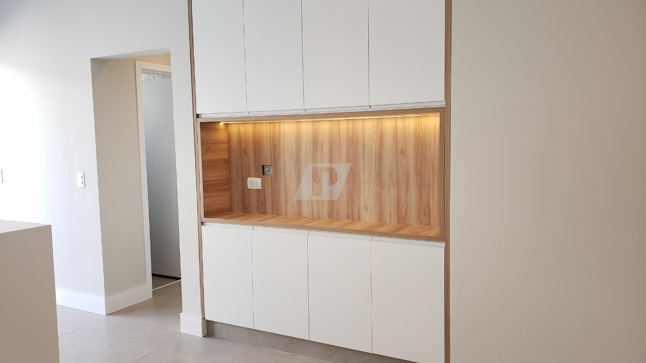 Casa de Condomínio à venda e aluguel com 3 quartos, 225m² - Foto 3