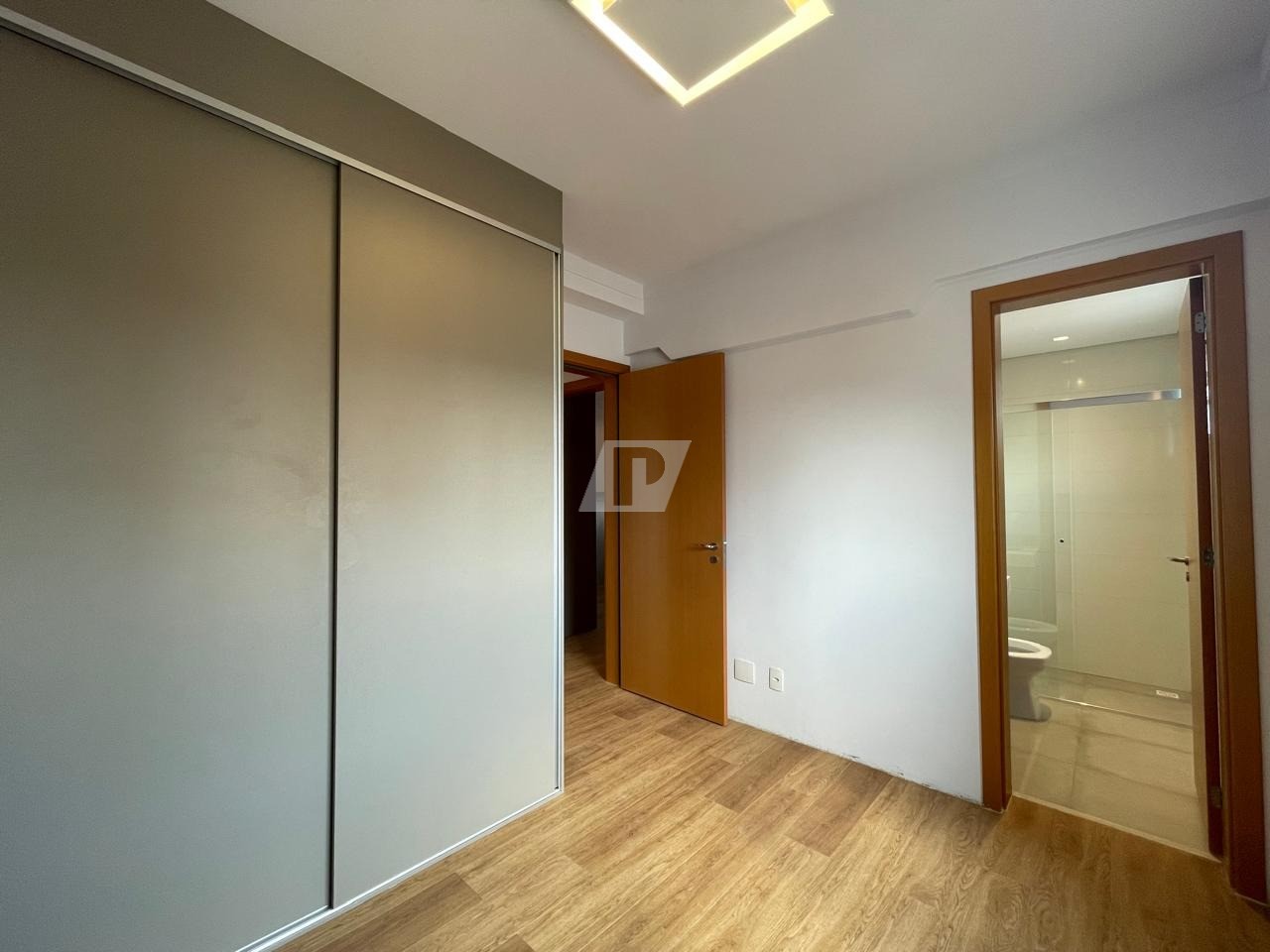 Apartamento à venda com 3 quartos, 140m² - Foto 17