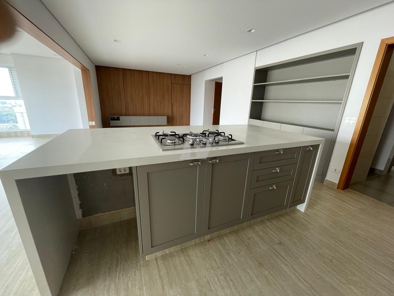 Apartamento à venda com 3 quartos, 140m² - Foto 7
