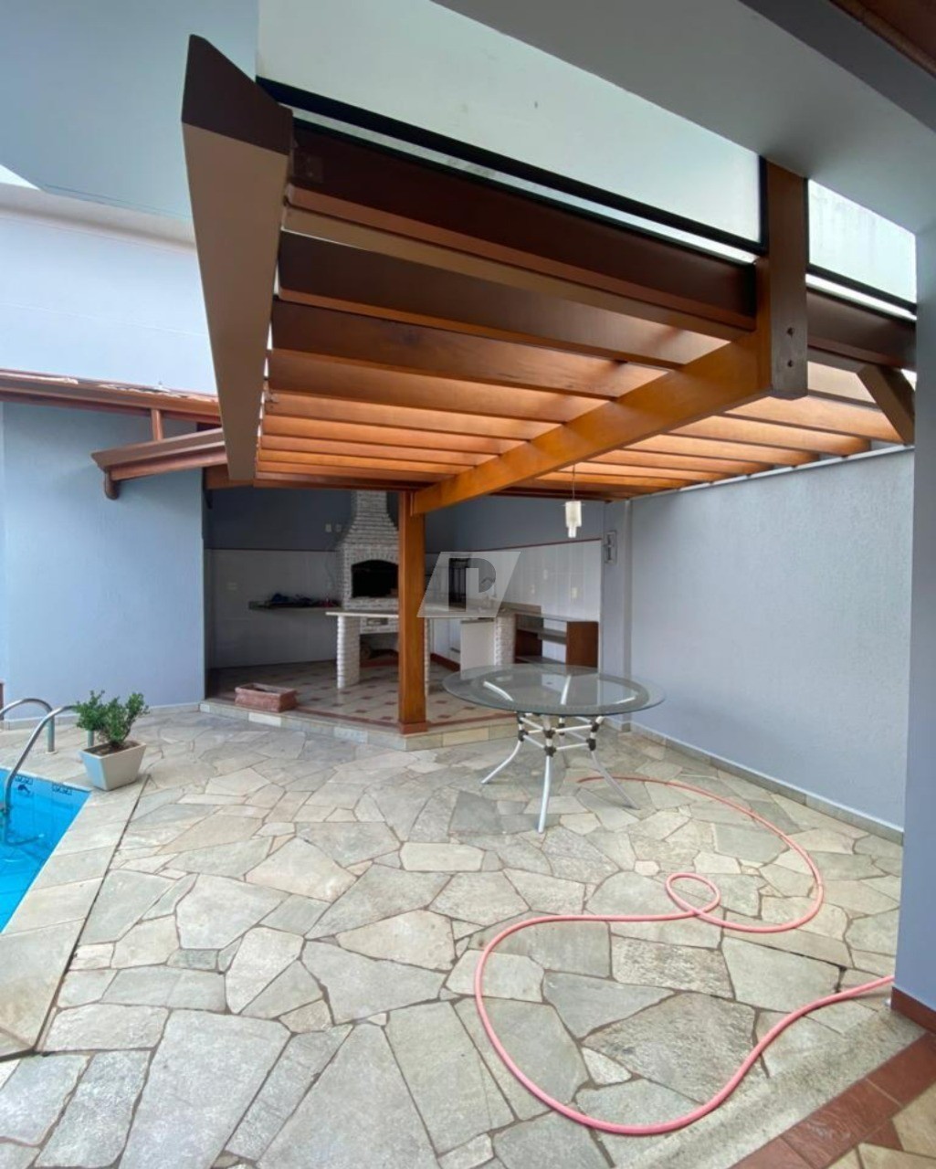 Casa de Condomínio para alugar com 3 quartos, 190m² - Foto 11