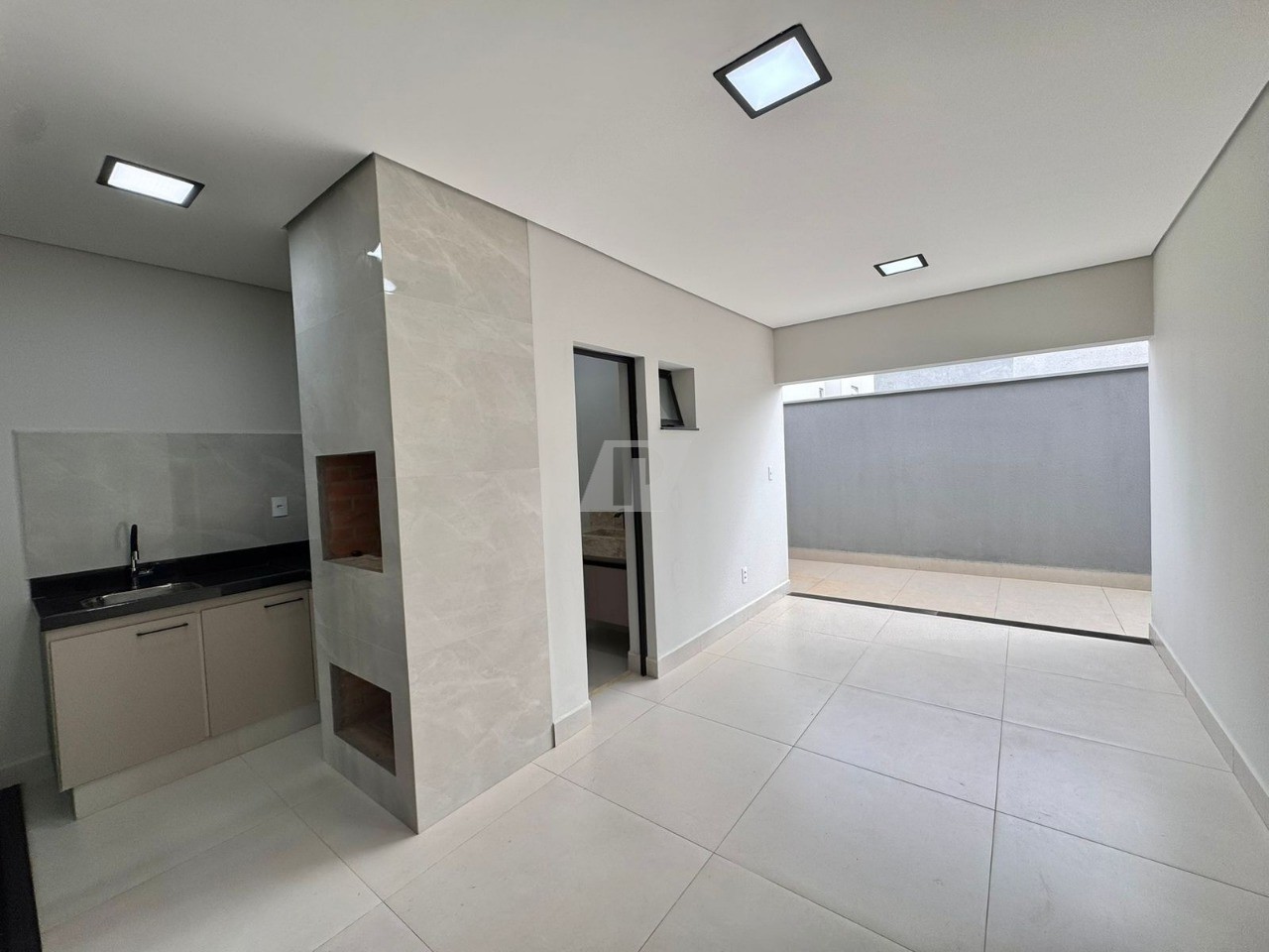 Casa de Condomínio à venda com 3 quartos, 250m² - Foto 15