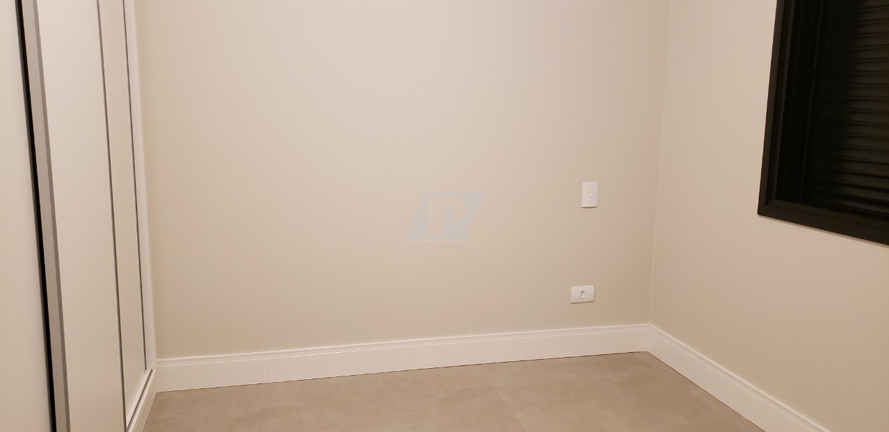 Casa de Condomínio à venda e aluguel com 3 quartos, 225m² - Foto 9