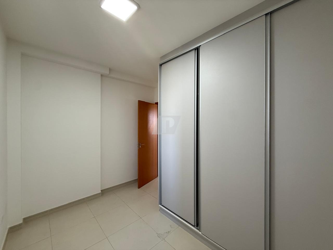 Apartamento à venda e aluguel com 3 quartos, 86m² - Foto 4