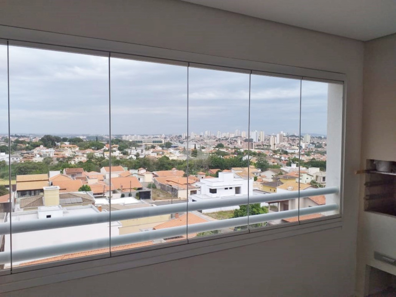 Apartamento à venda com 3 quartos, 80m² - Foto 3