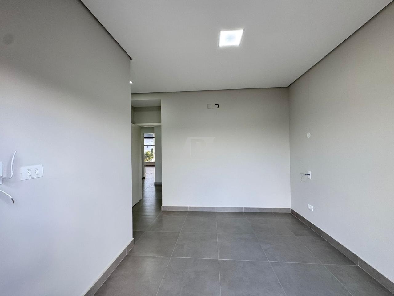 Casa de Condomínio à venda com 3 quartos, 204m² - Foto 3