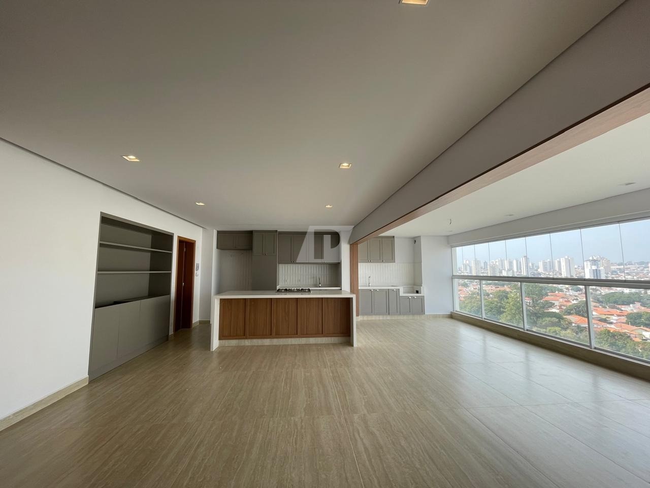 Apartamento à venda com 3 quartos, 140m² - Foto 5