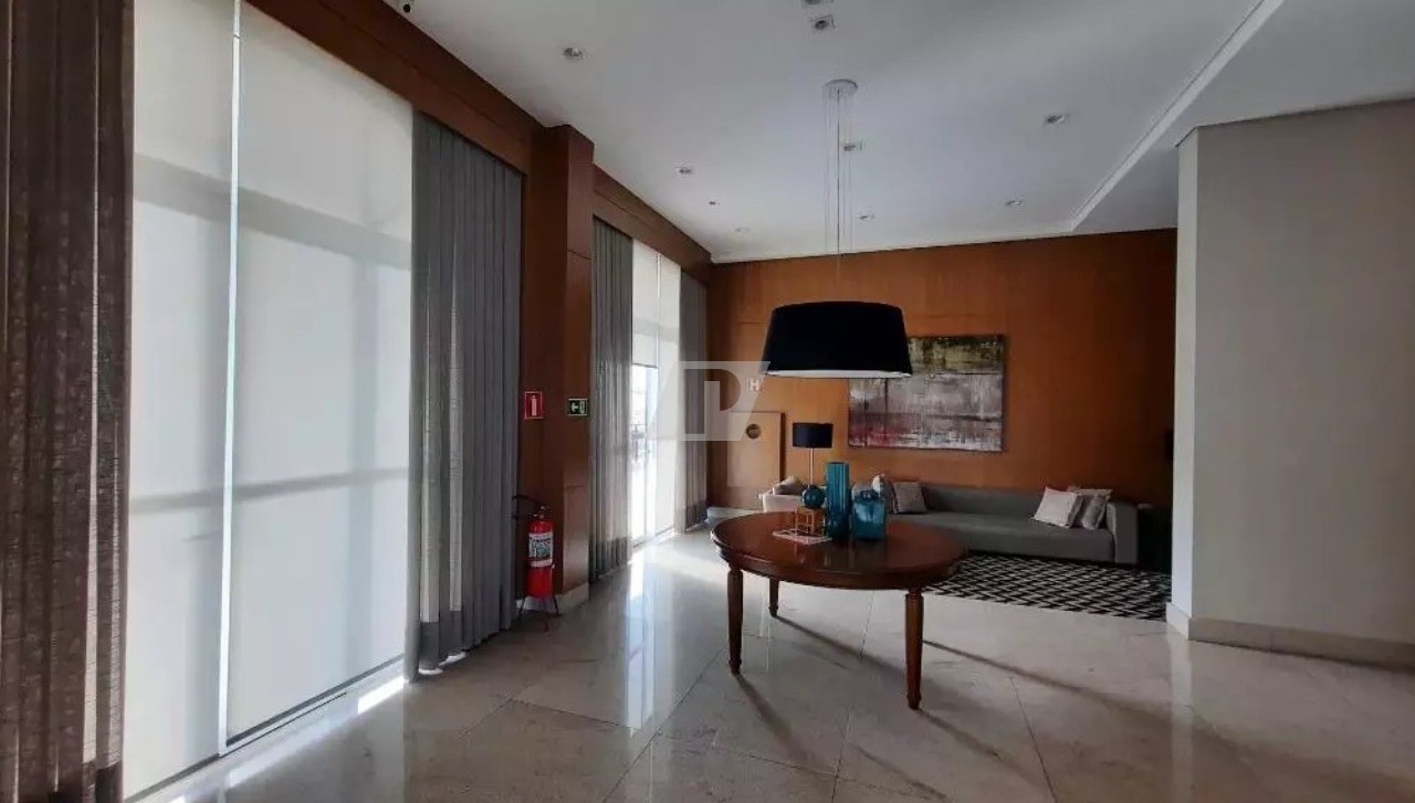 Apartamento para alugar com 3 quartos, 240m² - Foto 2