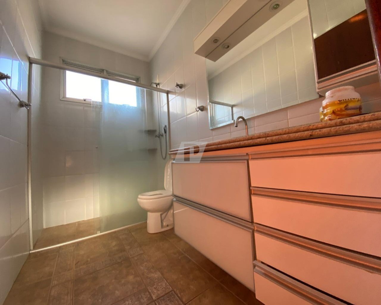 Casa de Condomínio para alugar com 3 quartos, 190m² - Foto 33