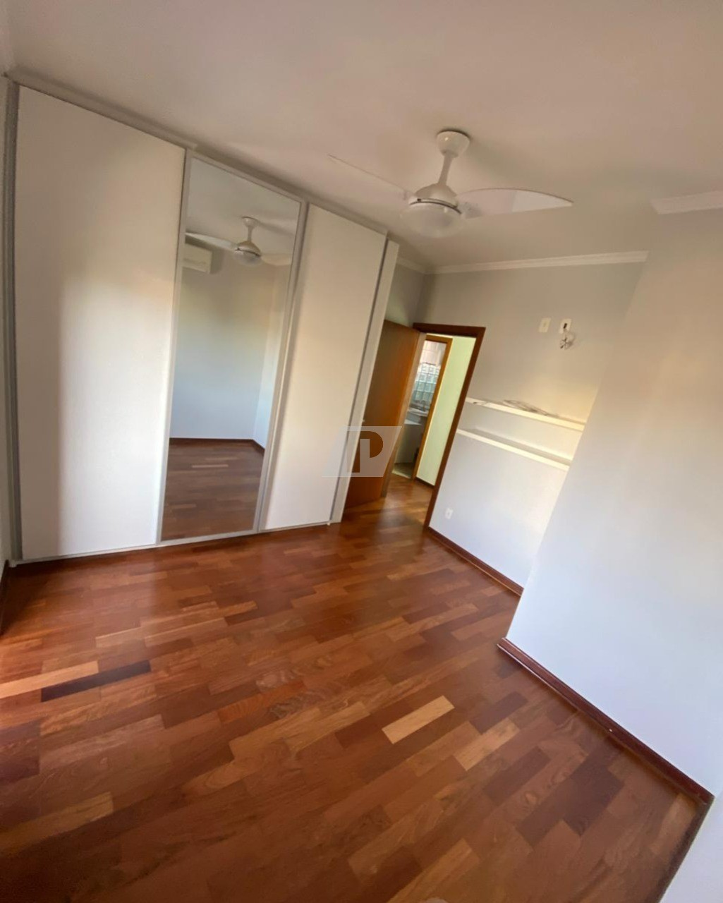 Casa de Condomínio para alugar com 3 quartos, 190m² - Foto 19