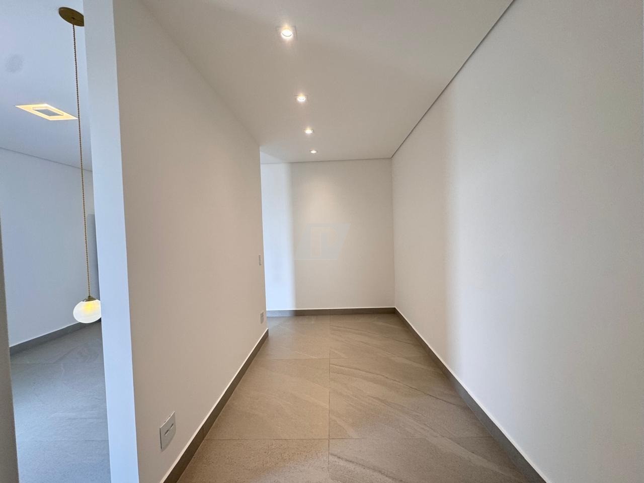 Casa de Condomínio à venda com 3 quartos, 1000m² - Foto 3