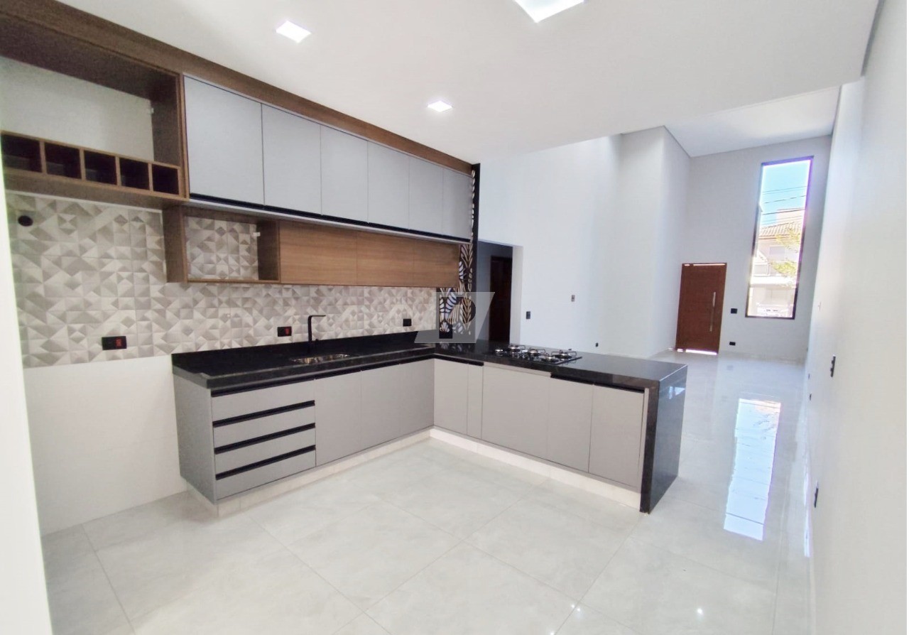 Casa de Condomínio à venda com 3 quartos, 200m² - Foto 2