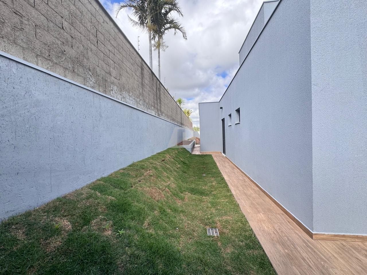 Casa de Condomínio à venda com 3 quartos, 1000m² - Foto 23