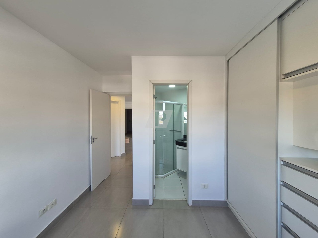 Apartamento à venda e aluguel com 2 quartos, 62m² - Foto 8