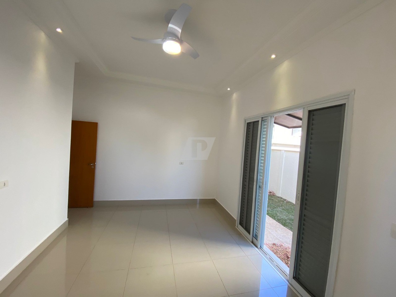 Casa de Condomínio para alugar com 3 quartos, 206m² - Foto 18