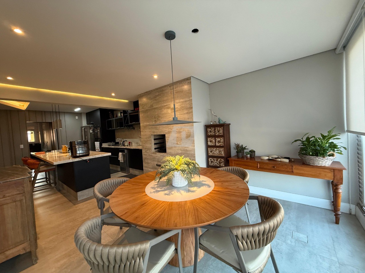 Apartamento para alugar com 2 quartos, 168m² - Foto 5