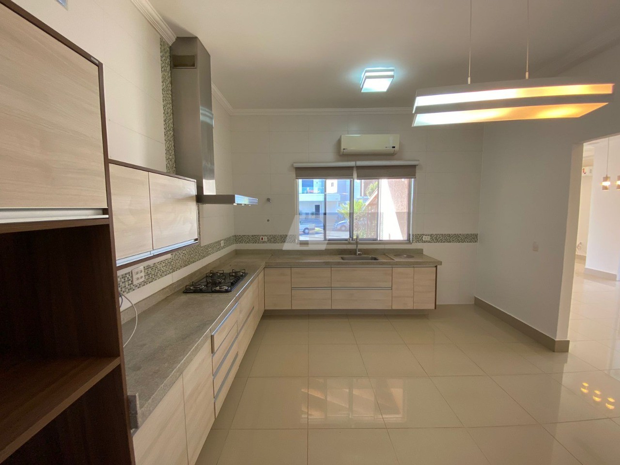 Casa de Condomínio para alugar com 3 quartos, 206m² - Foto 10