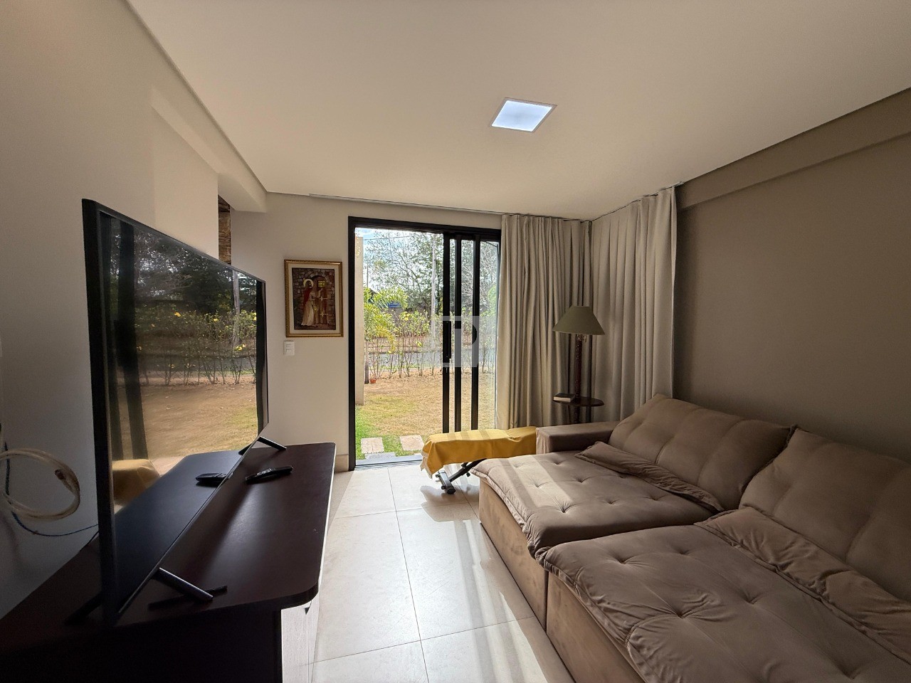 Casa de Condomínio para alugar com 3 quartos, 262m² - Foto 19