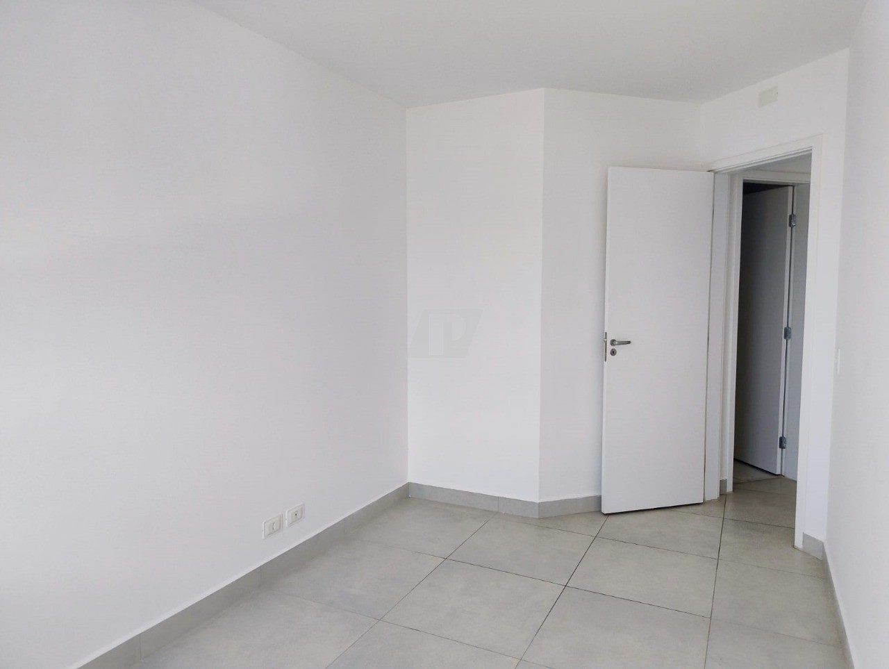 Apartamento à venda e aluguel com 2 quartos, 67m² - Foto 9