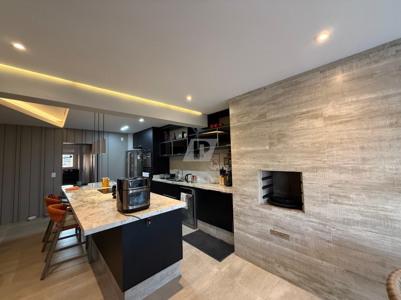 Apartamento para alugar com 2 quartos, 168m² - Foto 7