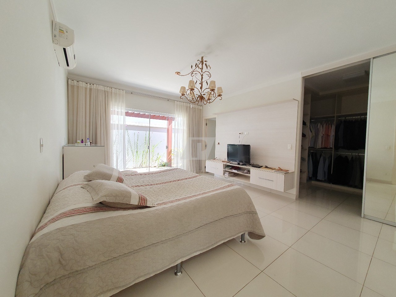 Casa de Condomínio à venda e aluguel com 5 quartos, 394m² - Foto 12
