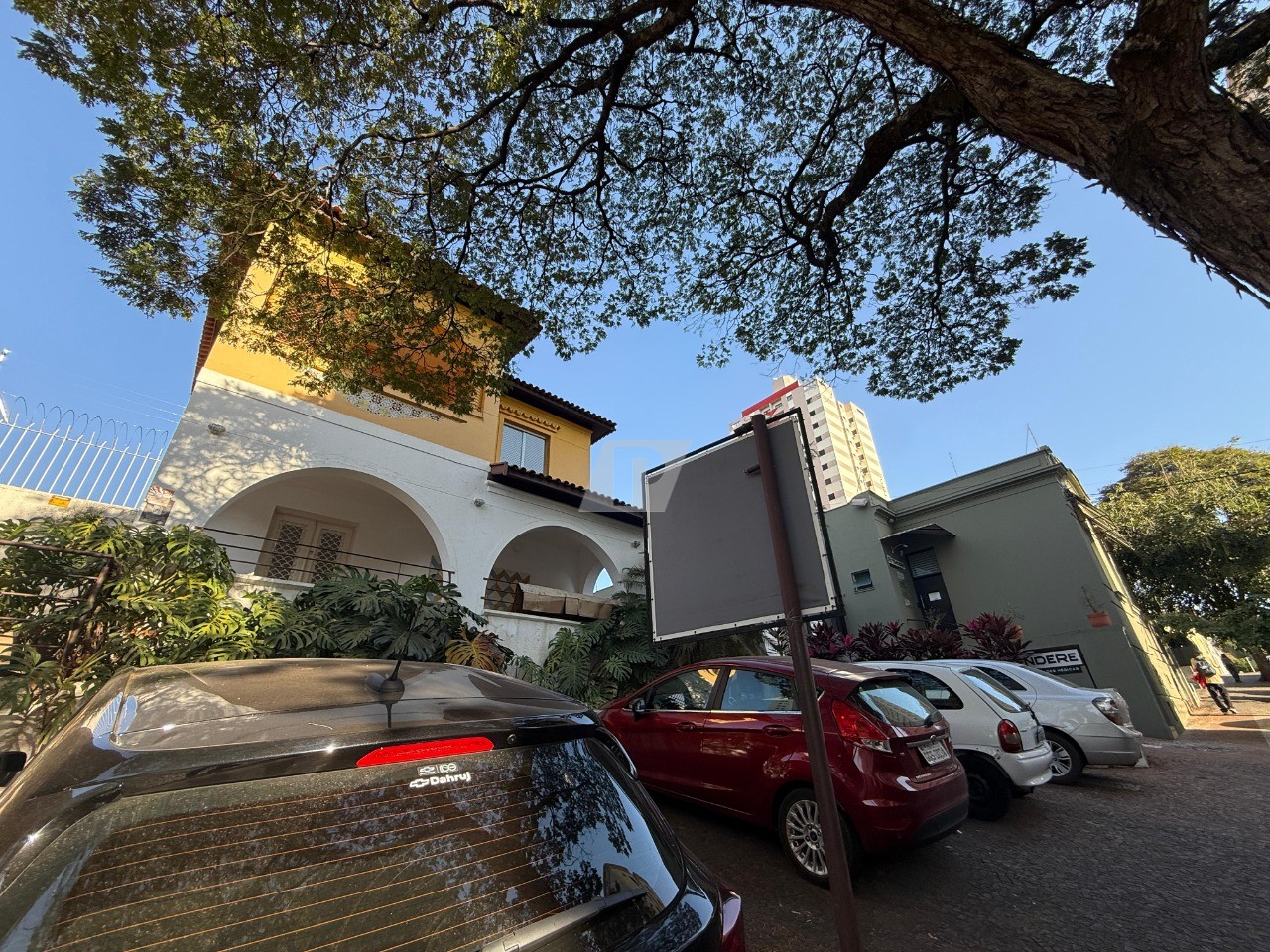 Prédio Inteiro para alugar, 323m² - Foto 1