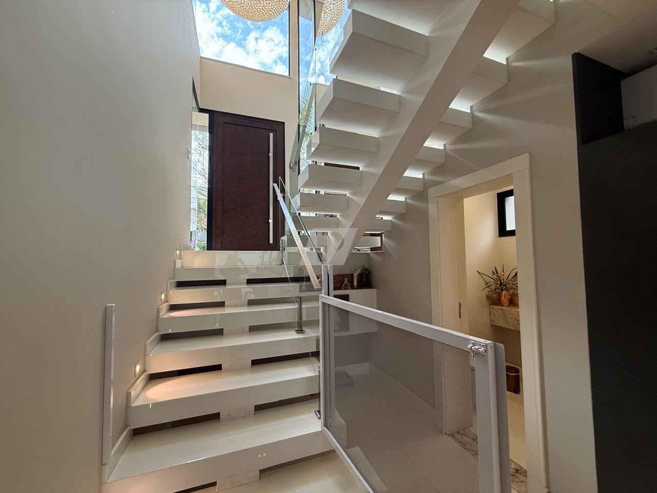 Casa de Condomínio à venda e aluguel com 4 quartos, 291m² - Foto 44