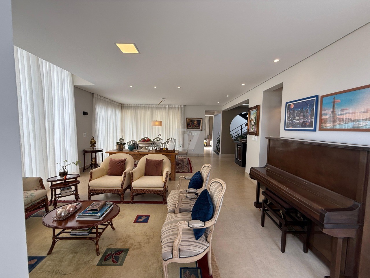 Casa de Condomínio para alugar com 3 quartos, 262m² - Foto 7