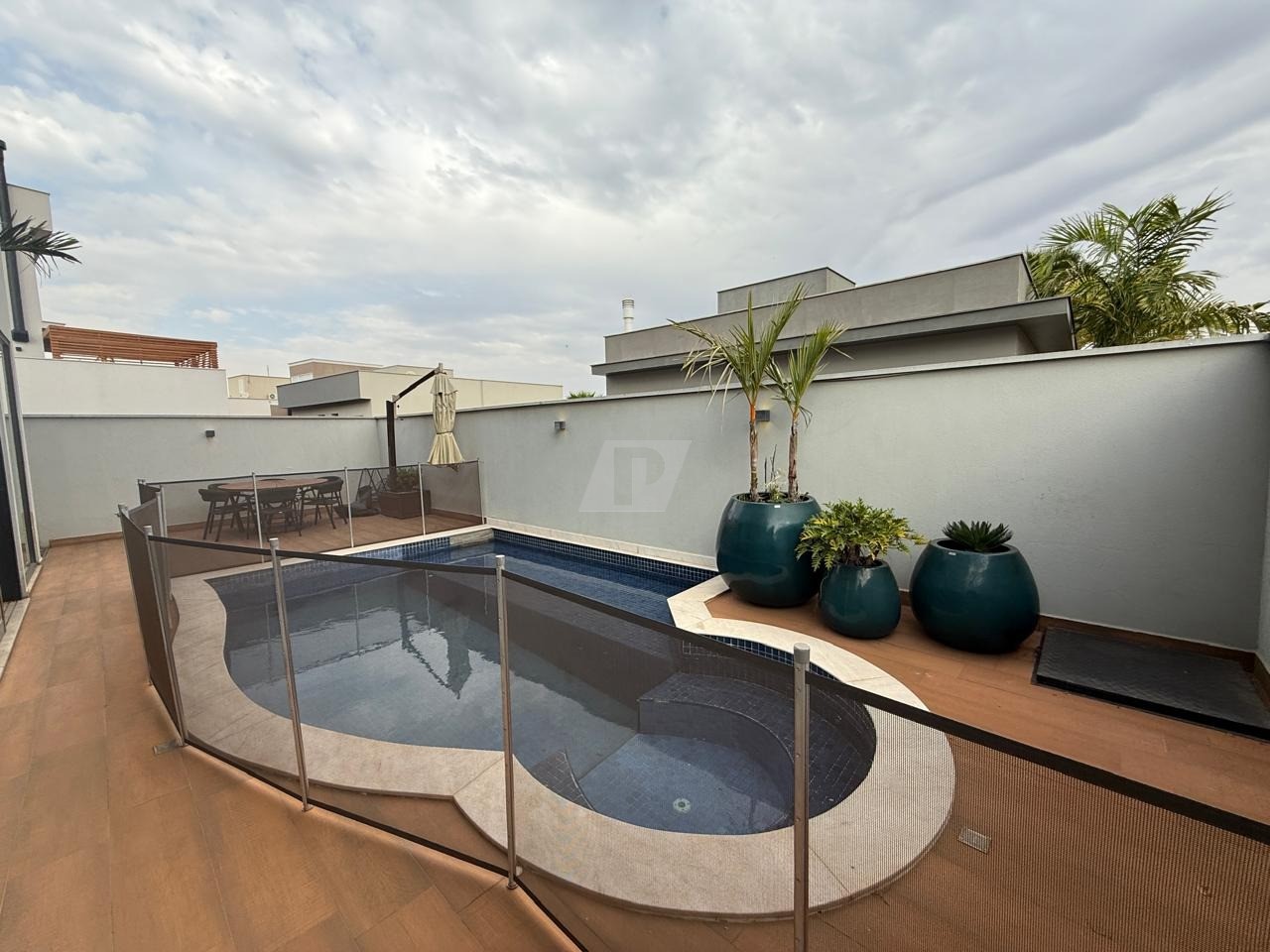 Casa de Condomínio à venda e aluguel com 4 quartos, 291m² - Foto 29