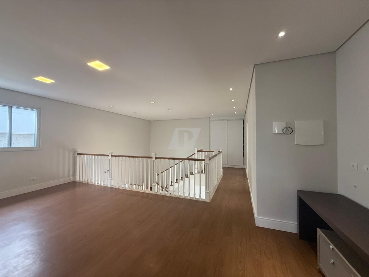Casa de Condomínio à venda e aluguel com 3 quartos, 270m² - Foto 8