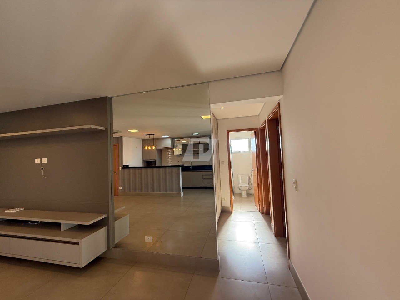 Apartamento para alugar com 3 quartos, 103m² - Foto 19
