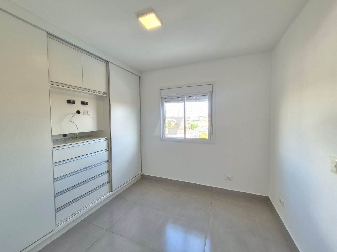 Apartamento à venda e aluguel com 2 quartos, 62m² - Foto 7