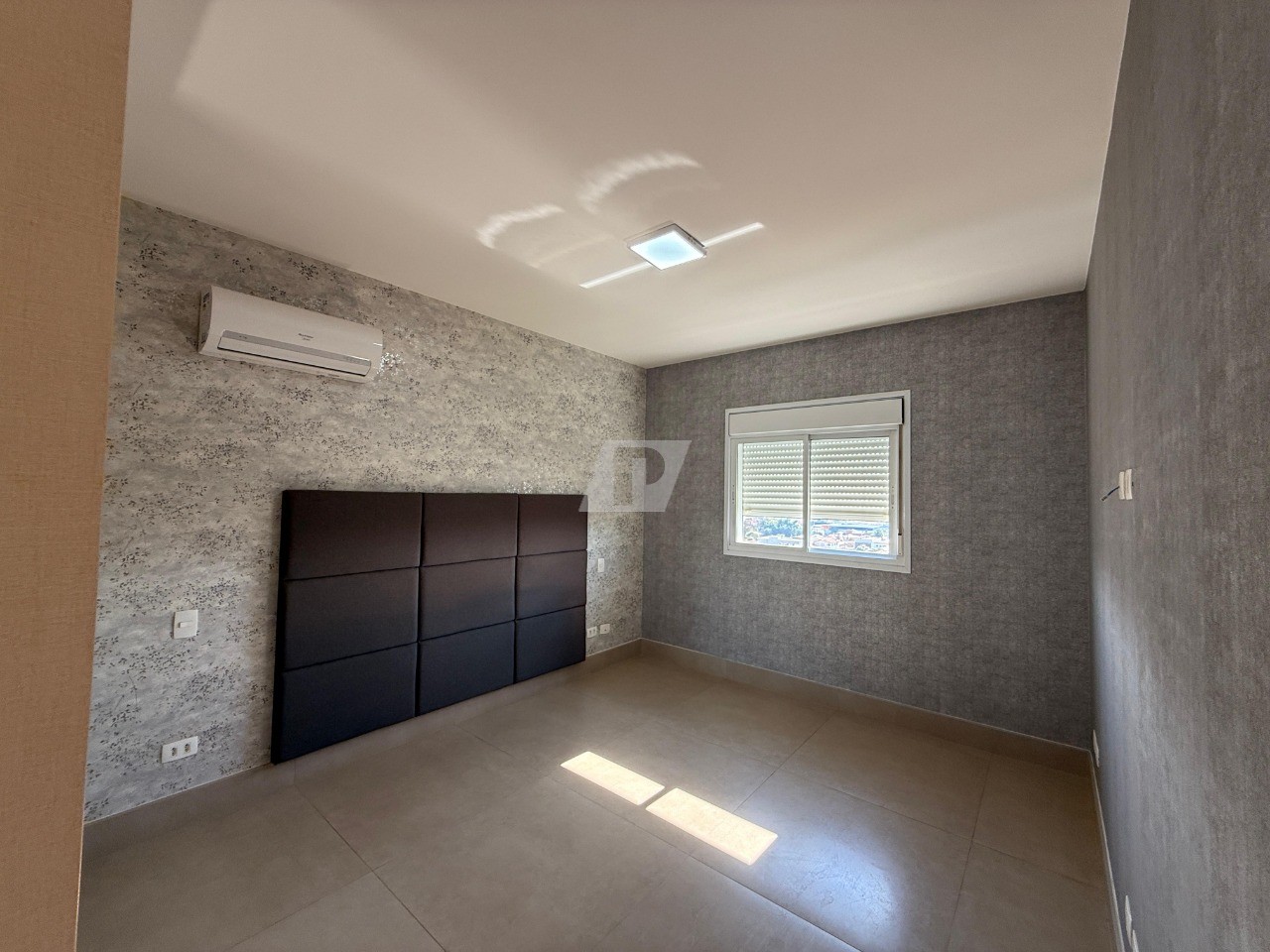 Apartamento para alugar com 3 quartos, 103m² - Foto 14