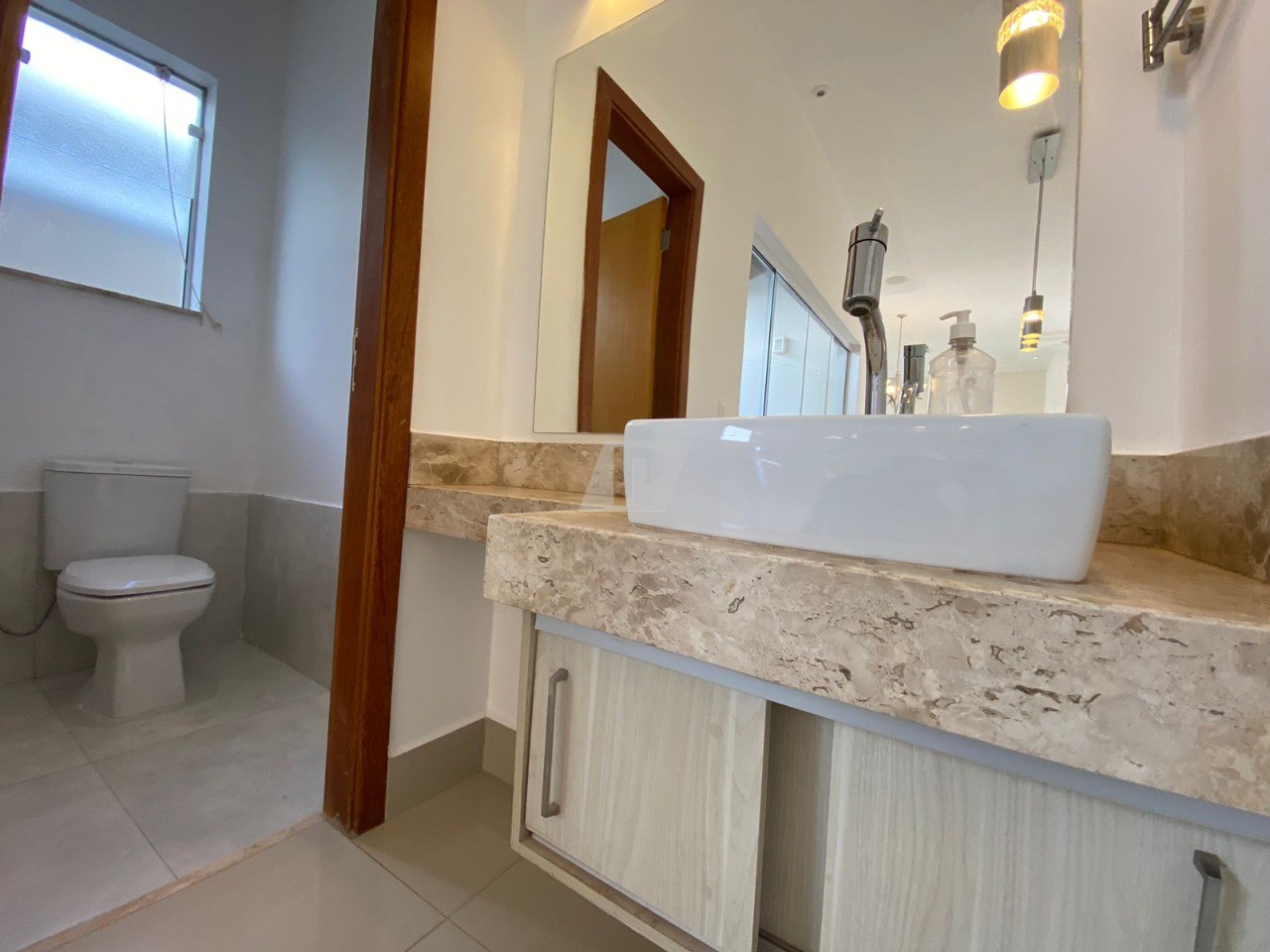 Casa de Condomínio para alugar com 3 quartos, 206m² - Foto 6