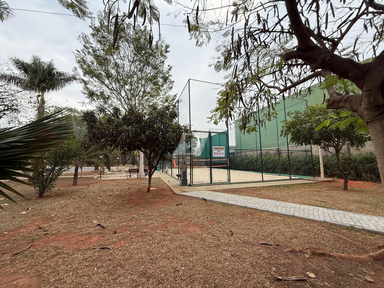 Casa de Condomínio à venda e aluguel com 3 quartos, 205m² - Foto 31