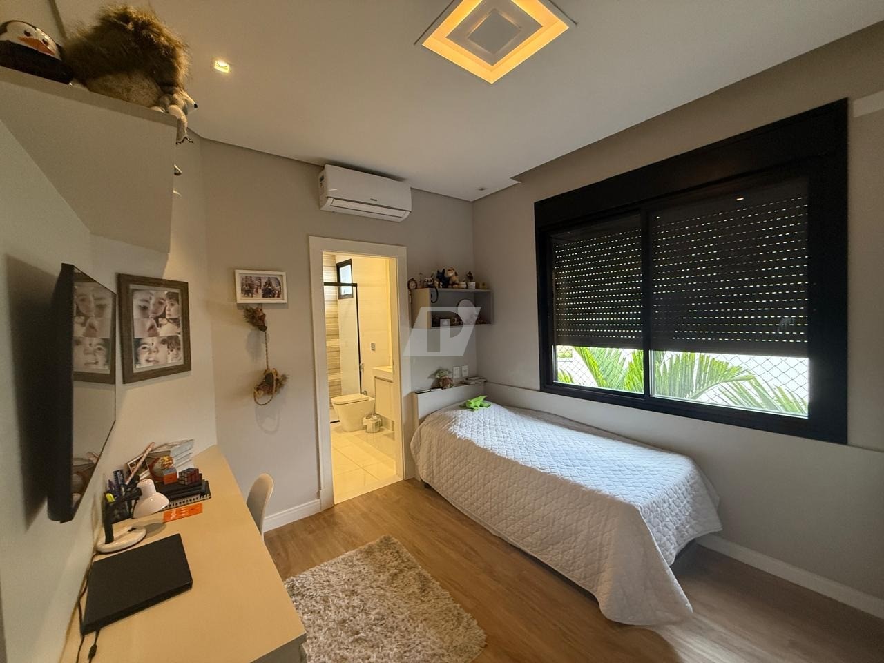 Casa de Condomínio à venda e aluguel com 4 quartos, 291m² - Foto 11
