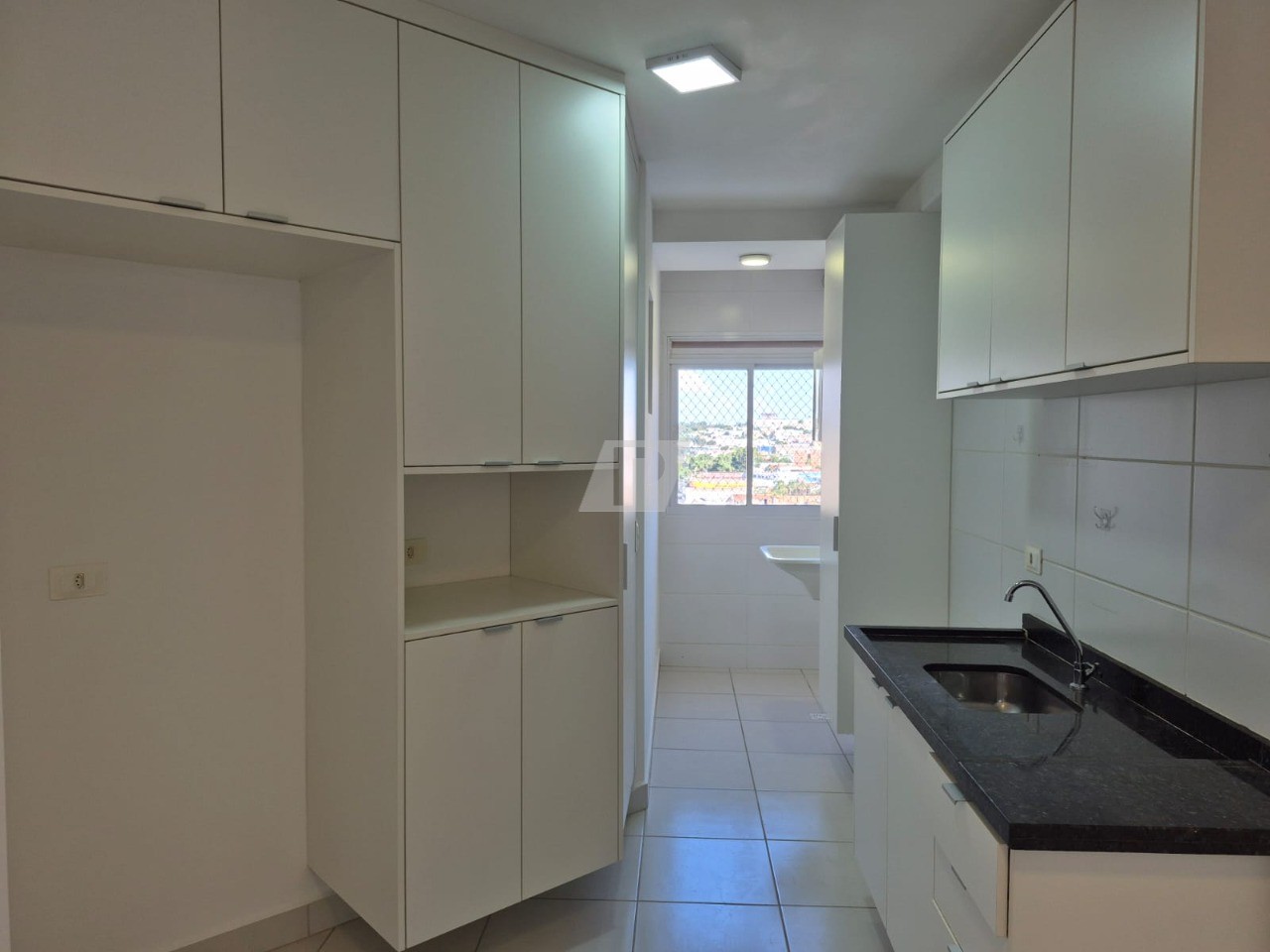 Apartamento à venda e aluguel com 2 quartos, 62m² - Foto 3